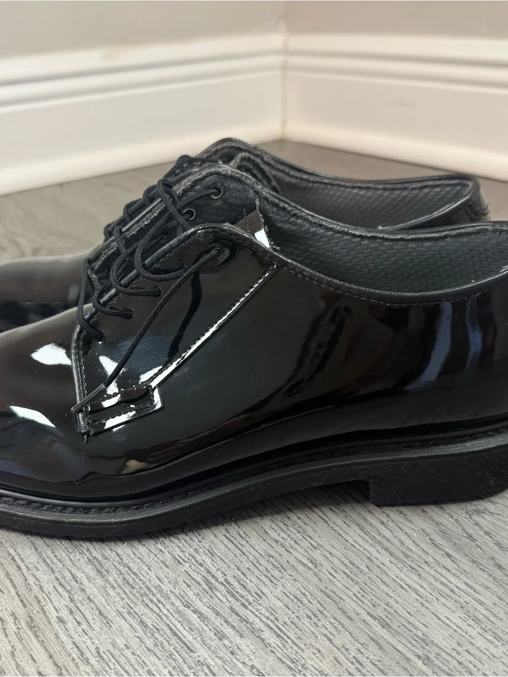 Men's Black Patent Lace-Up Dress Shoes